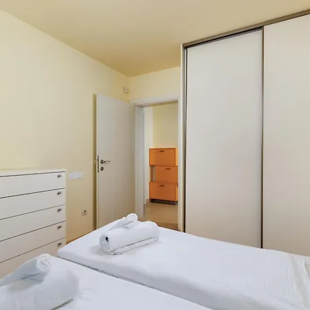 Vista Adriatic By Irundo - Sea View Terrace & Free Parking דירה *